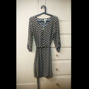 Knee Length, 3 Quarter Length Sleeve Dress